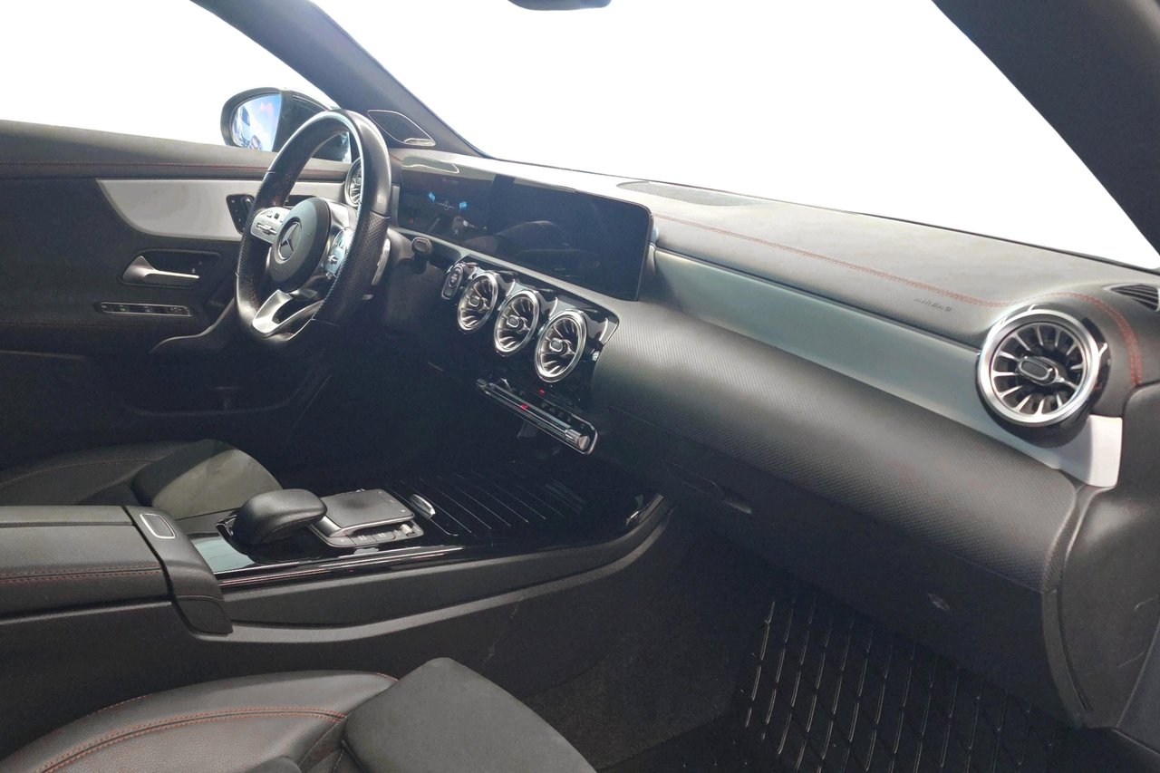 Mercedes-Benz CLA 2023, kuva 6/10