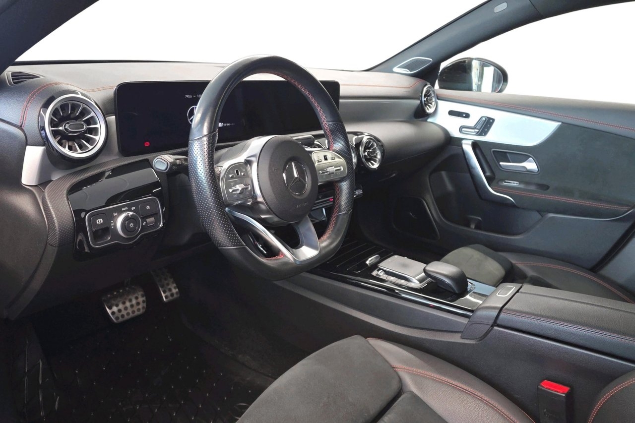 Mercedes-Benz CLA 2023, kuva 7/10