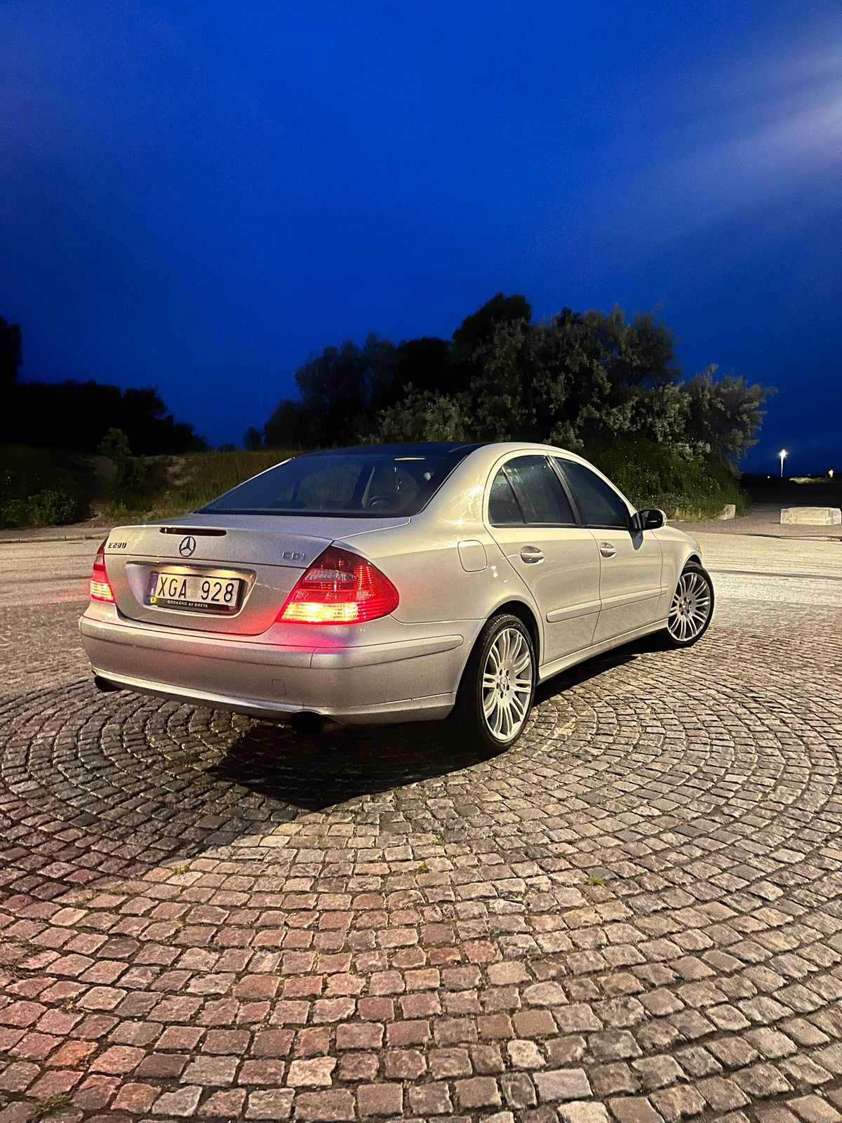 Mercedes-Benz E 280 CDI 3.0 V6 7G-Tronic 2006, bild 5/6