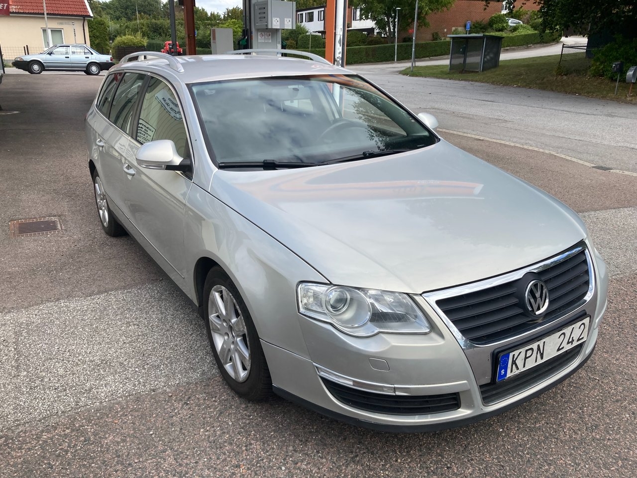 Volkswagen Passat 2010, bild 2/9
