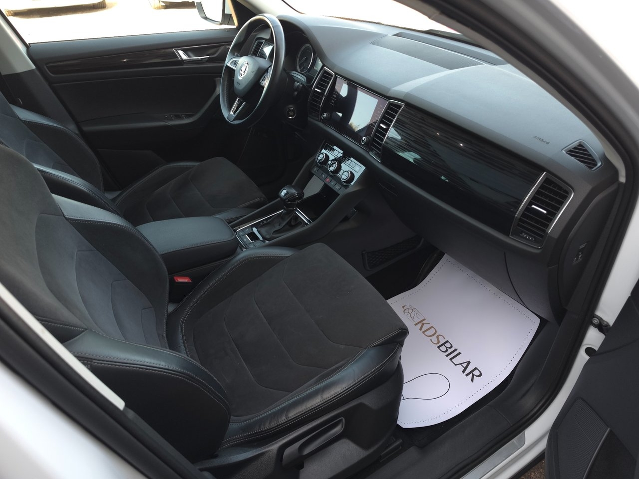 Skoda Kodiaq 2017, bild 7/10