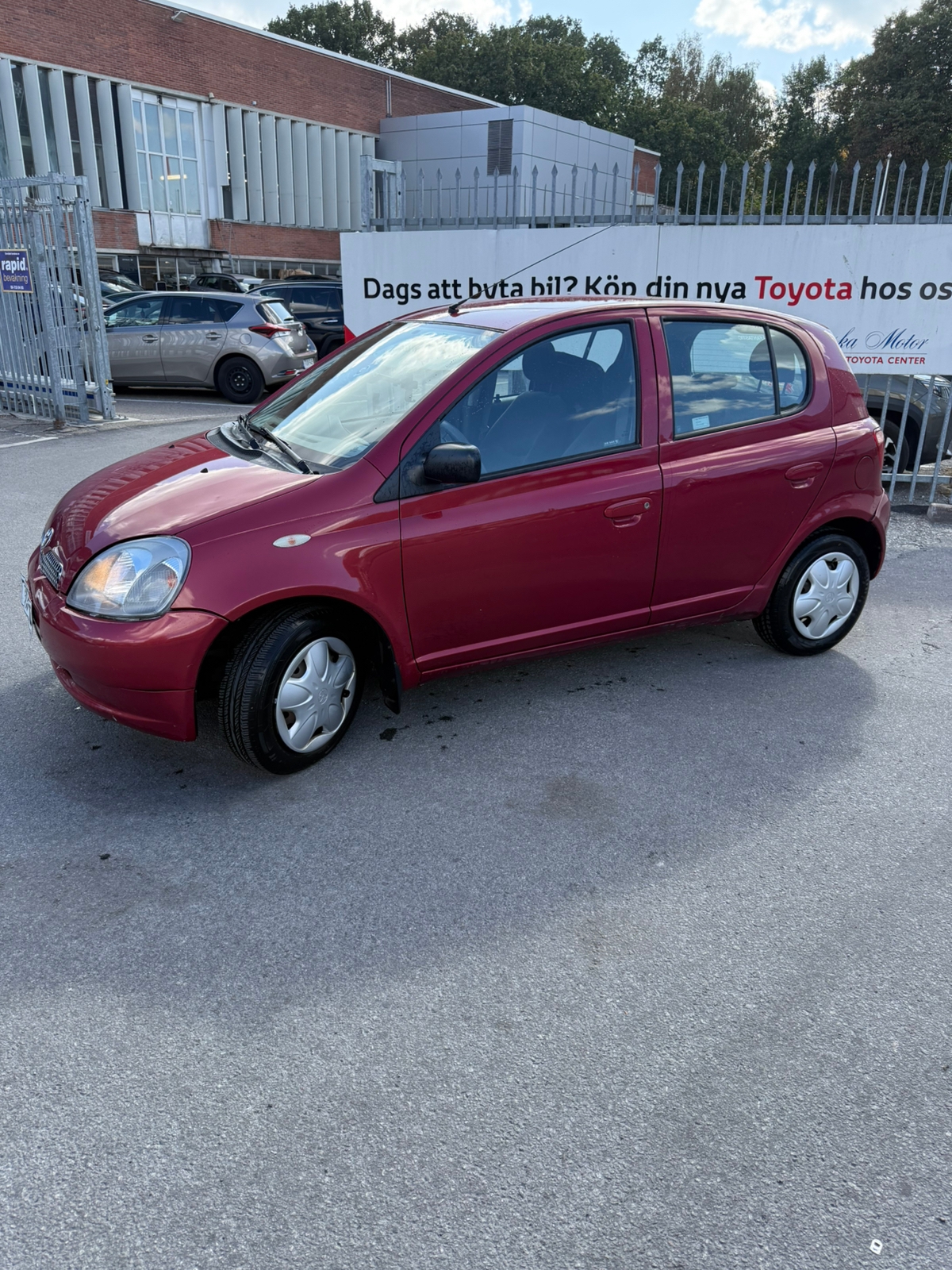 Toyota Yaris 5-dörrar 1.0 VVT-i Manuell 2003, bild 6/10
