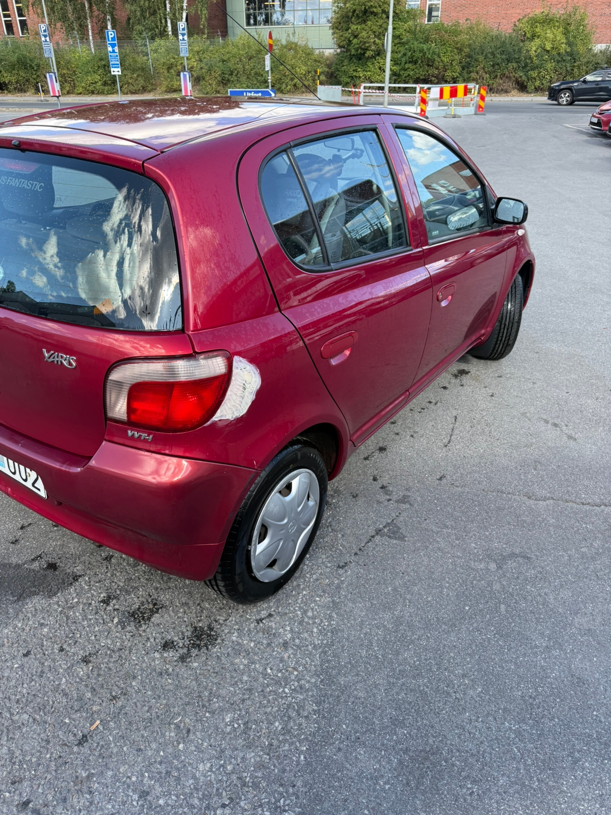 Toyota Yaris 5-dörrar 1.0 VVT-i Manuell 2003, bild 4/10
