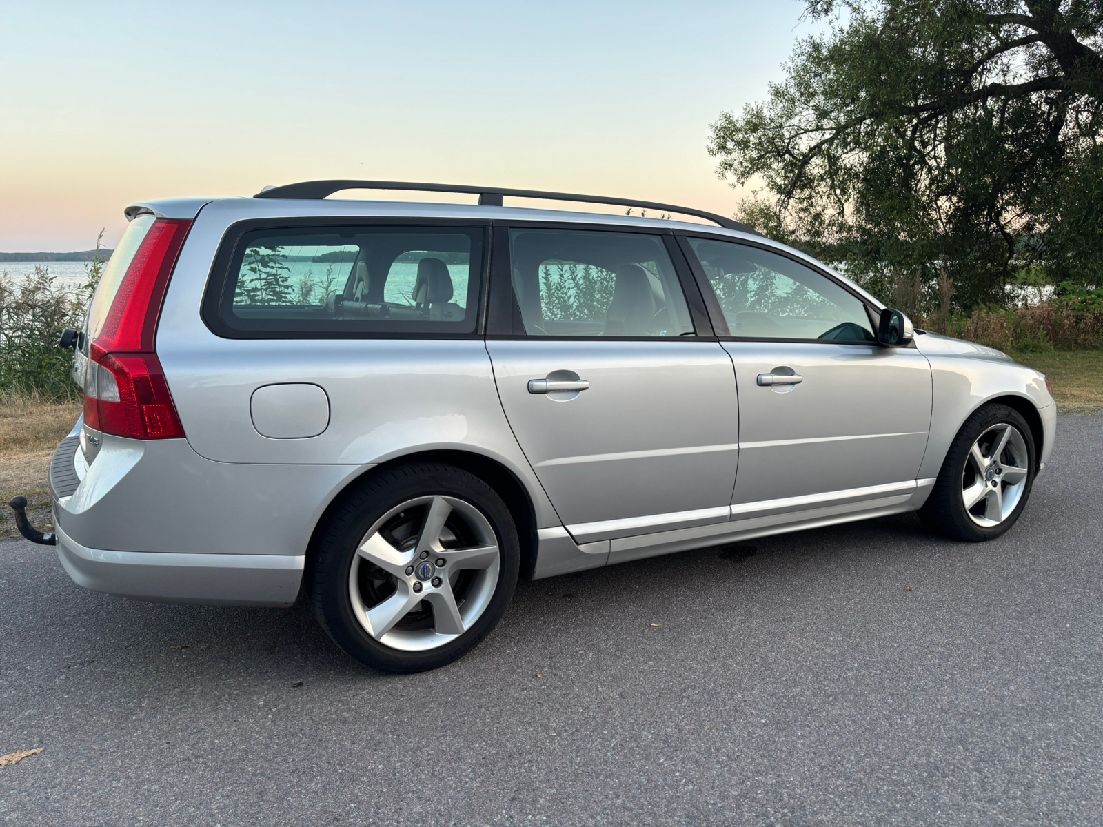 Volvo V70 T4F Manuell 2012, bild 3/6