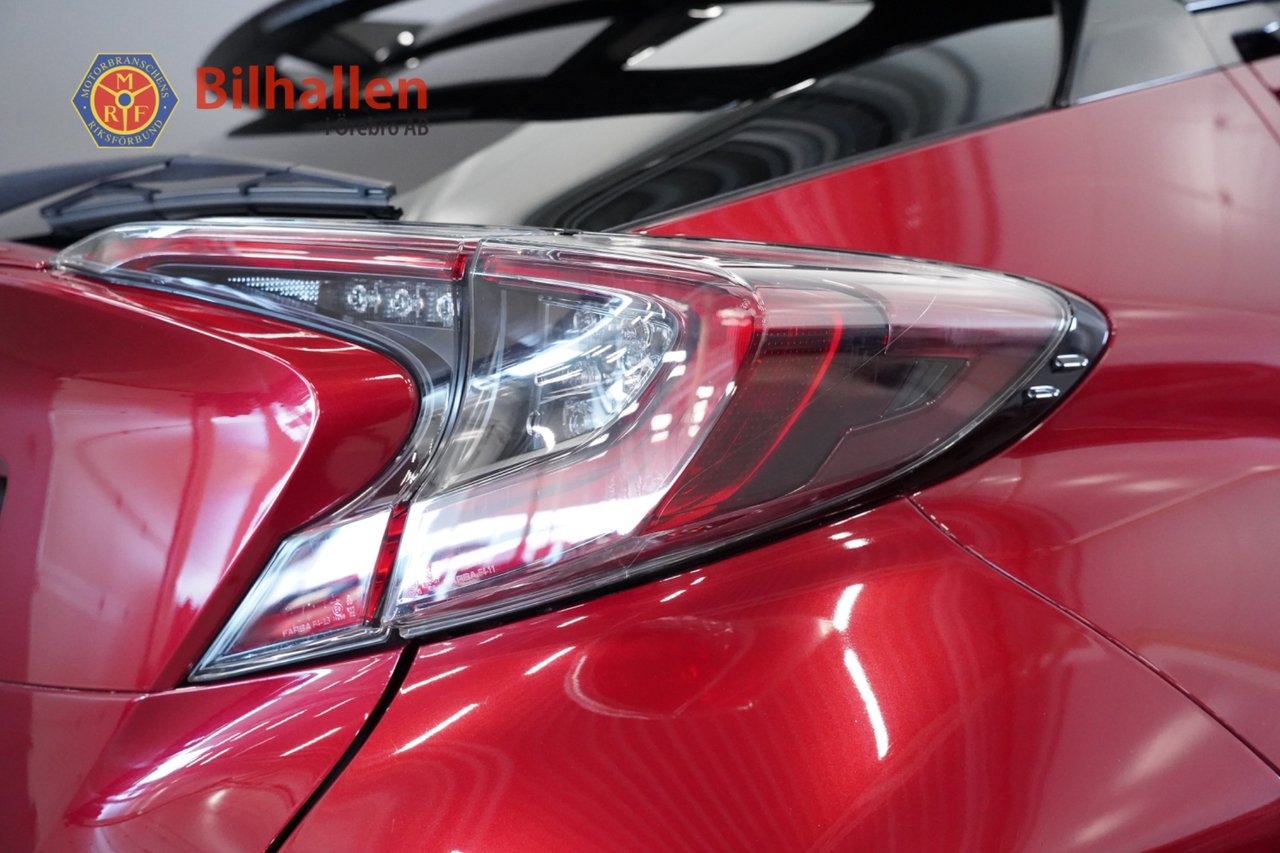 Toyota C-HR 1.2 Turbo AWD Multidrive S 2018, bild 7/10