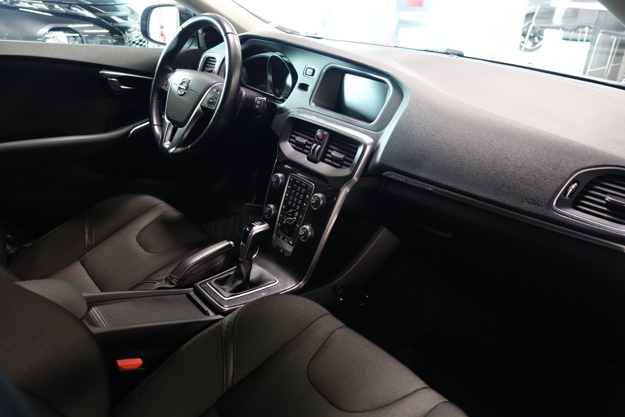 Volvo V40 Cross Country 2019, bild 6/6
