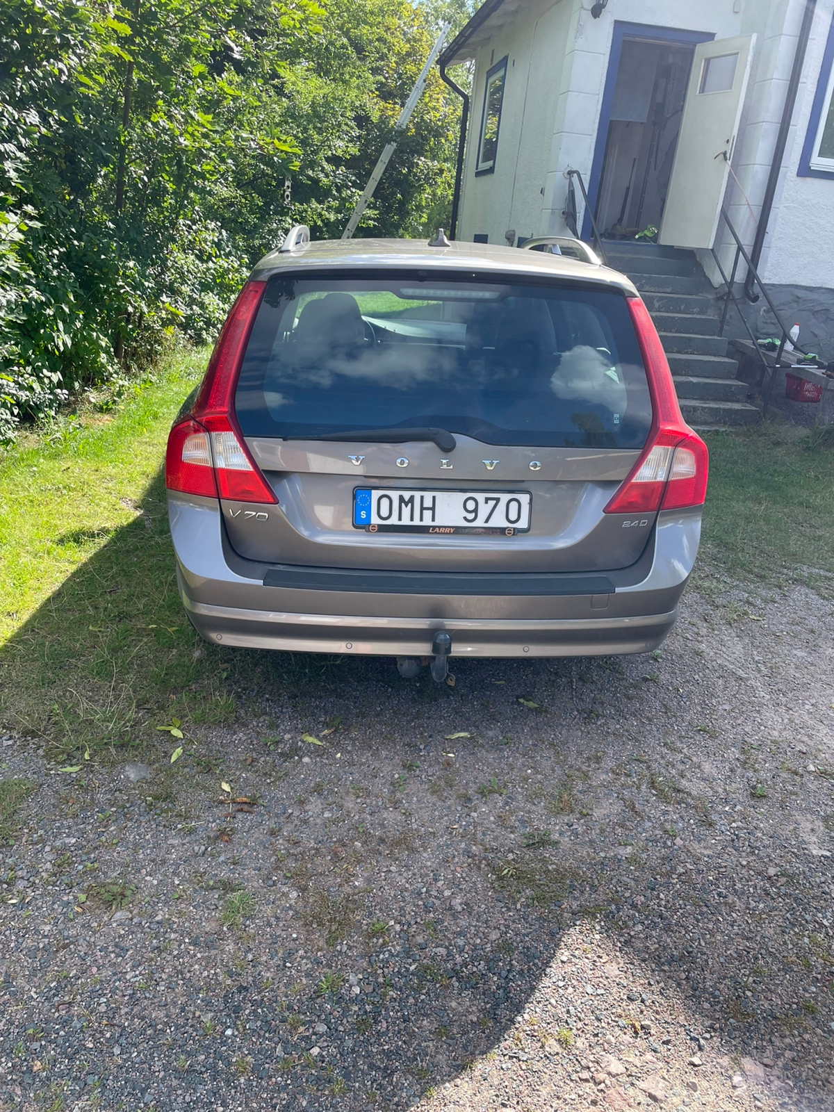 Volvo V70 2.4D Manuell 2010, bild 3/4