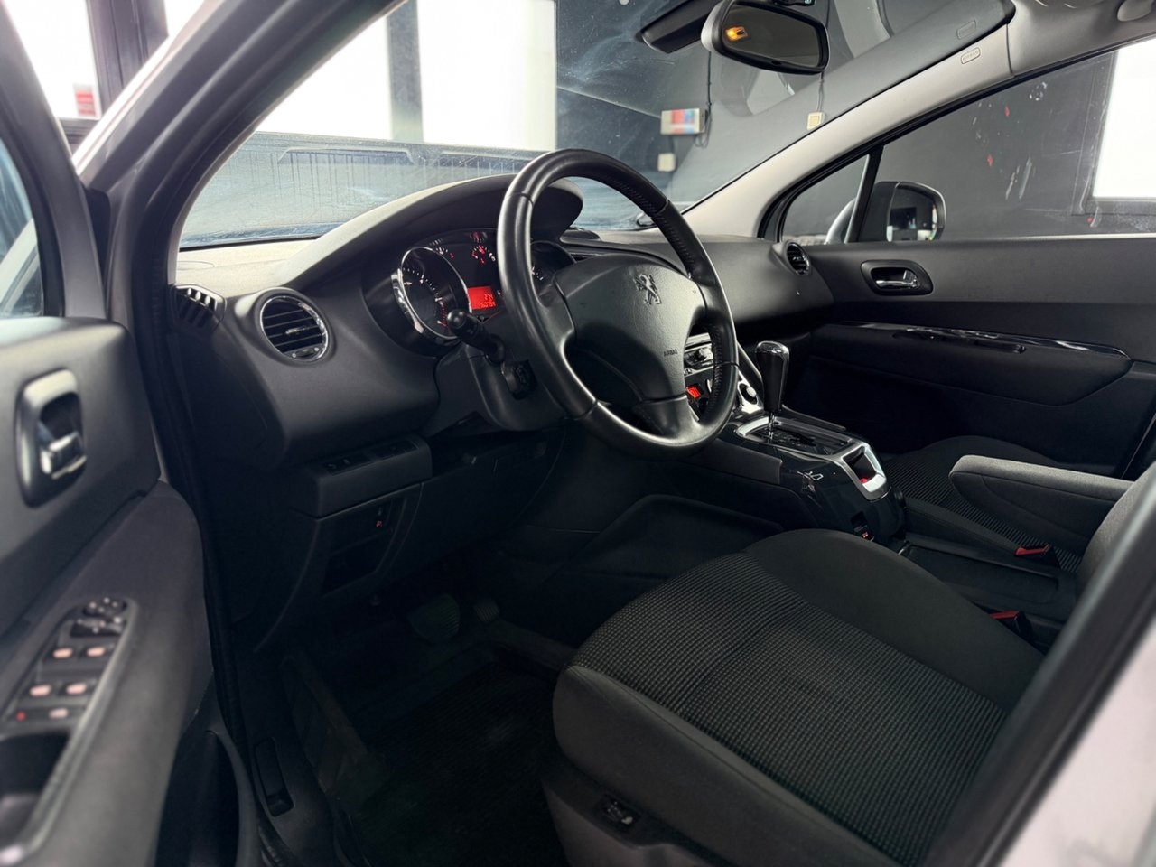 Peugeot 5008 2016, bild 5/10