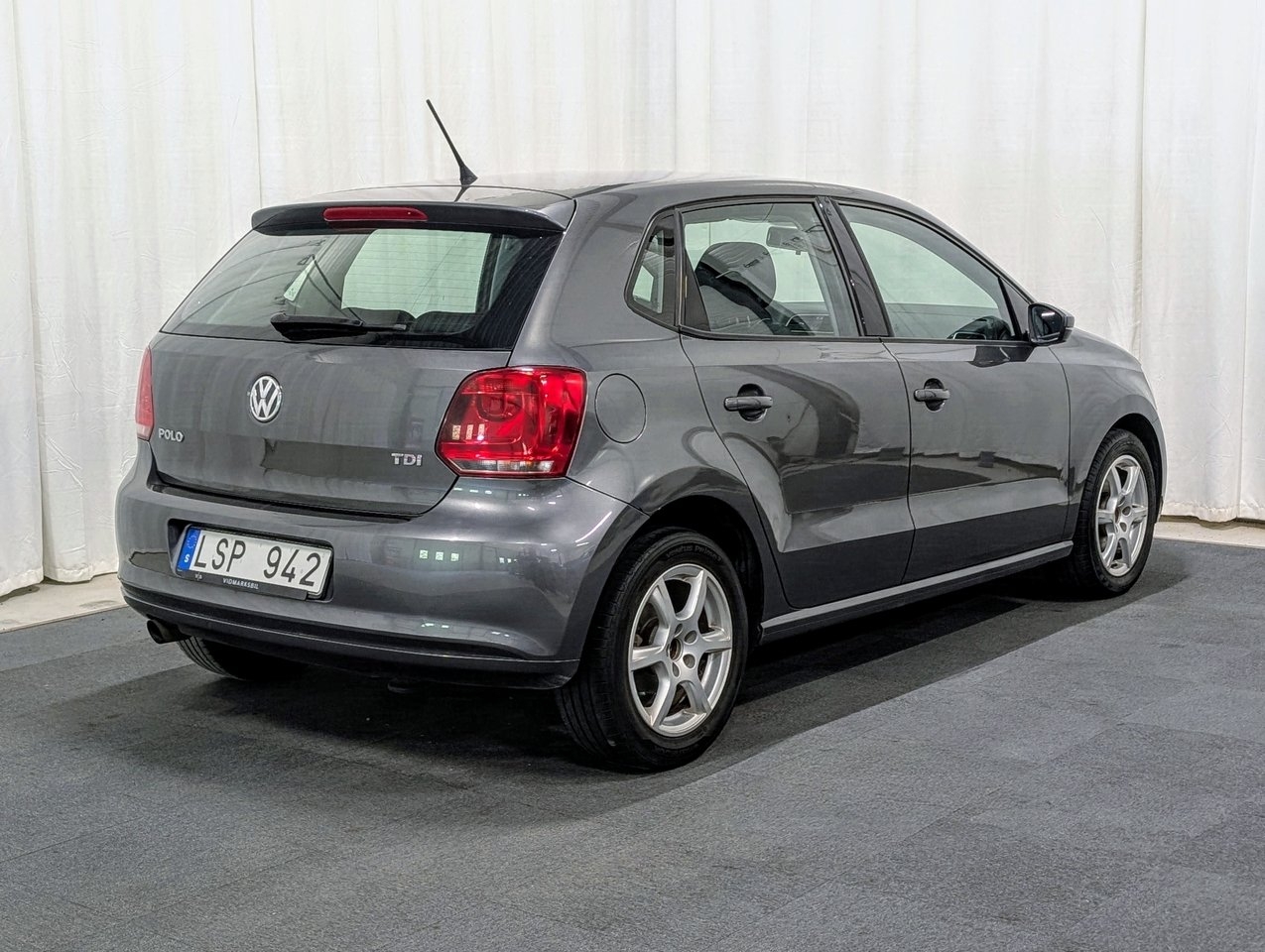 Volkswagen Polo 2011, bild 4/10