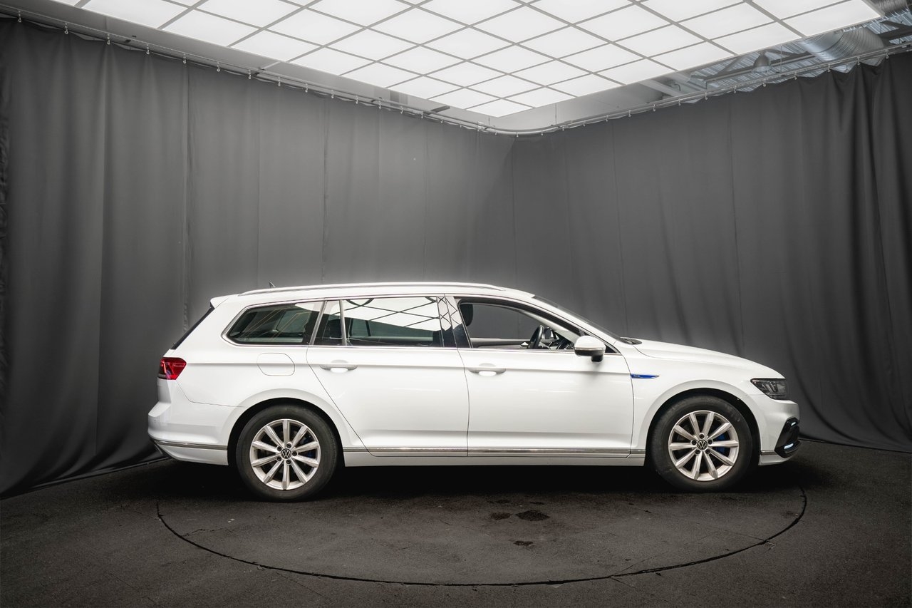 Volkswagen Passat 2022, bild 6/10