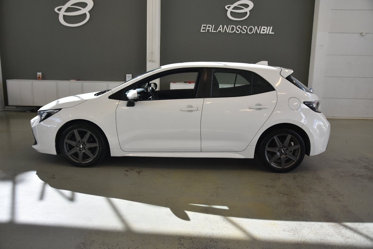 Toyota Corolla 2019, bild 5/10
