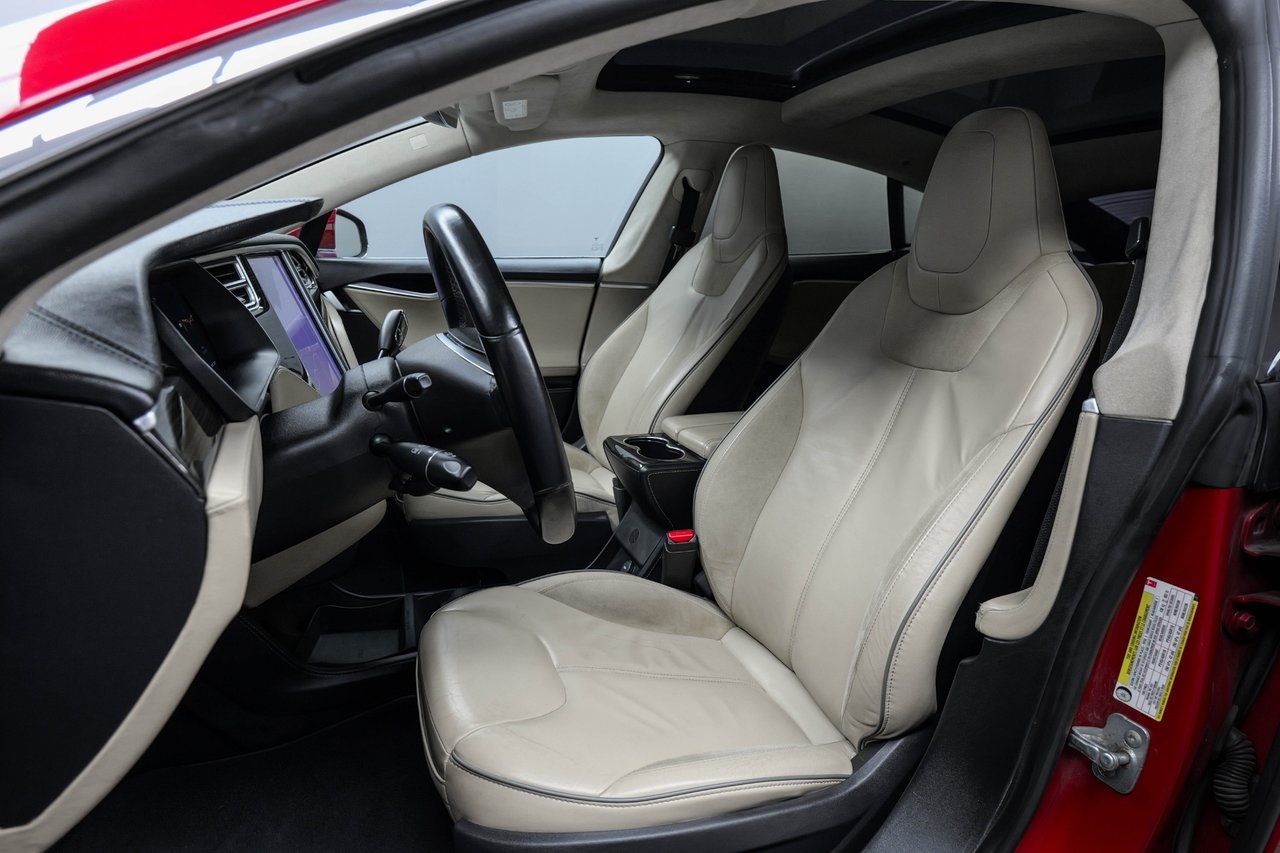 Tesla Model S 2014, kuva 5/10
