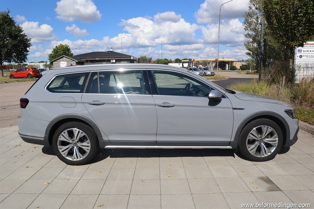 Volkswagen Passat 2023, bild 7/10