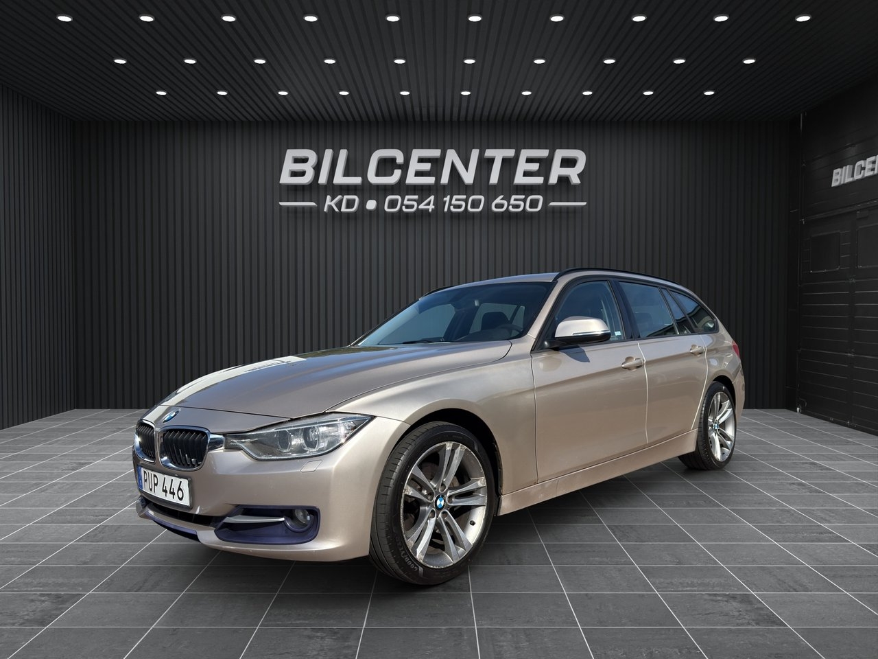 BMW 320 2015, photo 3/10