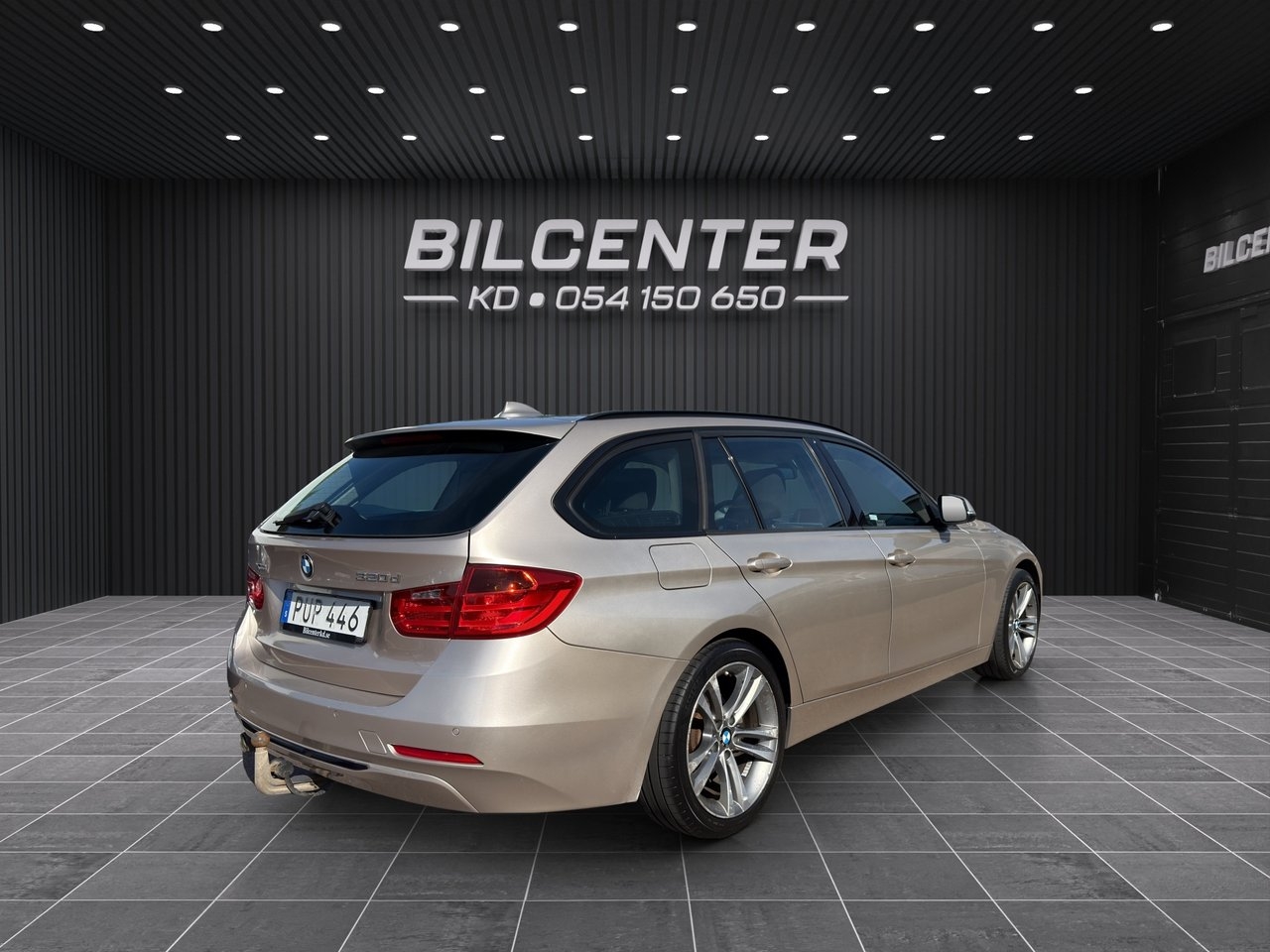 BMW 320 2015, photo 7/10