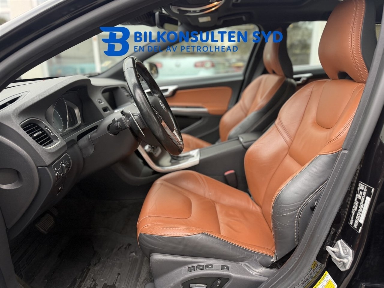 Volvo V60 T5 Geartronic, 245hk 2015, bild 7/20