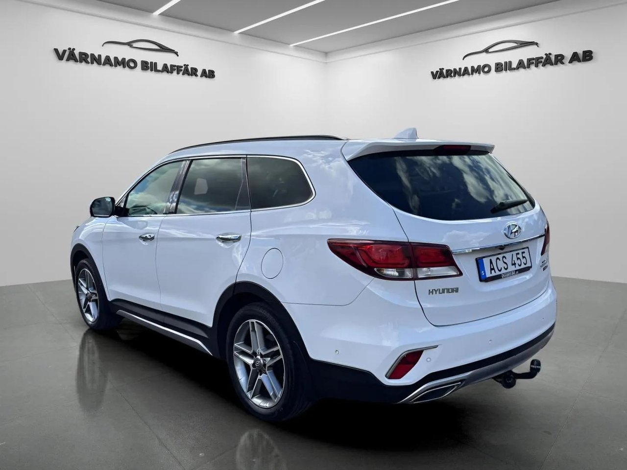 Hyundai Grand Santa Fe 2017, bild 3/10