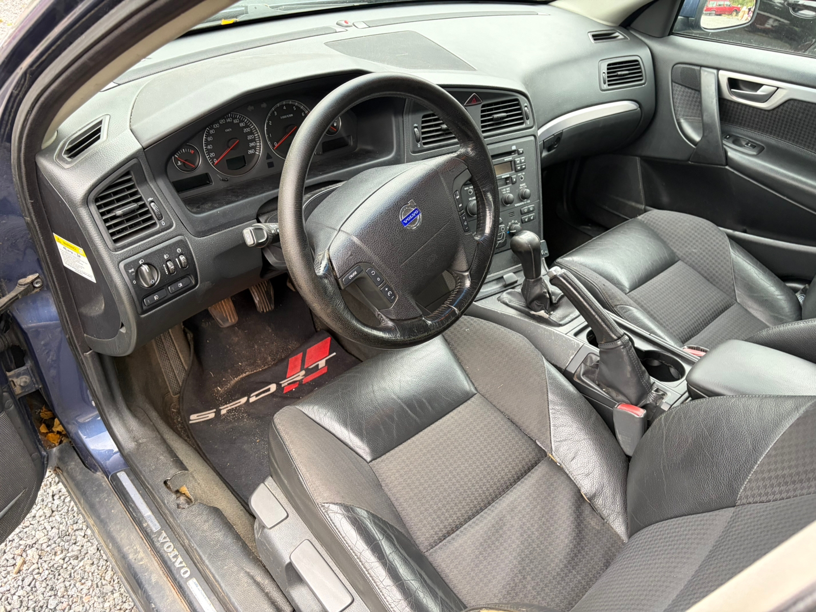 Volvo V70 2.4 Manuell 2004, bild 5/6