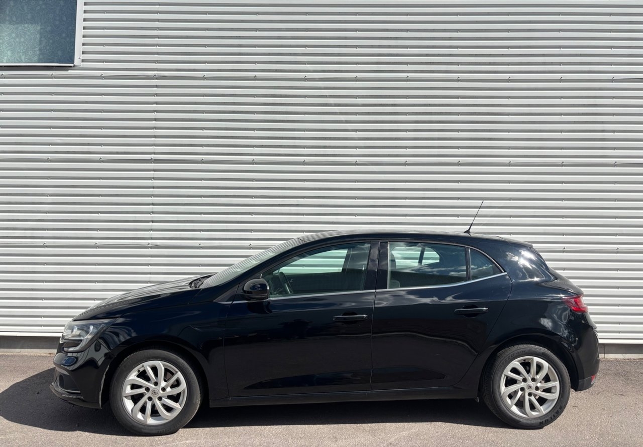 Renault Megane 1.2 TCe / Låg Mil 2018, bild 2/10