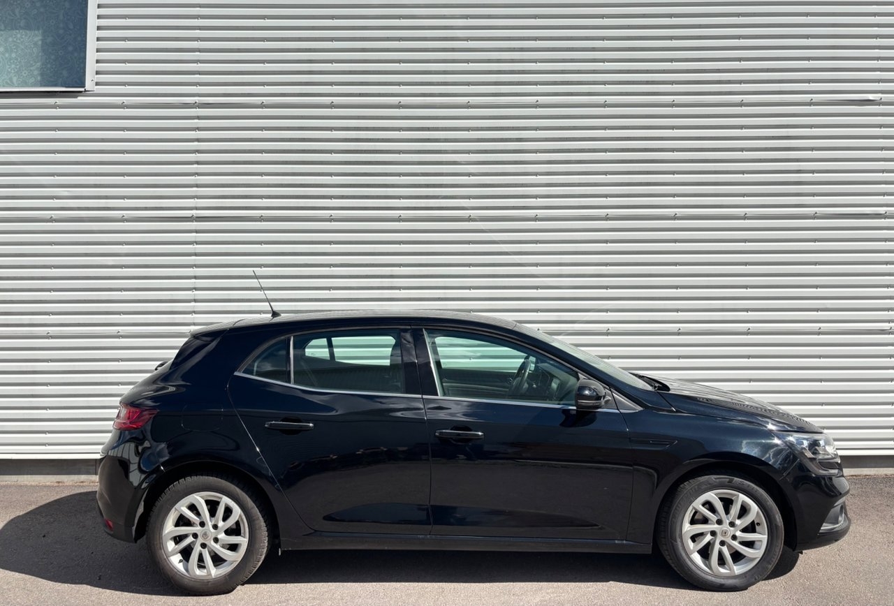 Renault Megane 1.2 TCe / Låg Mil 2018, bild 3/10