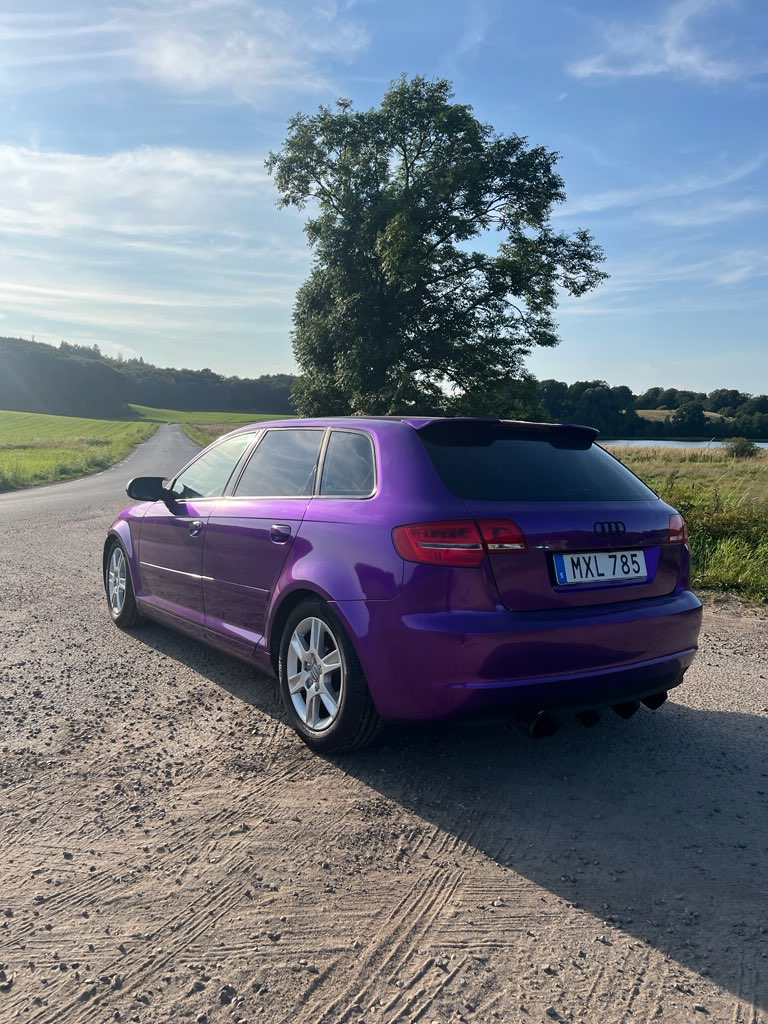 Audi A3 Sportback 1.6 TDI Manuell 2013, photo 2/3