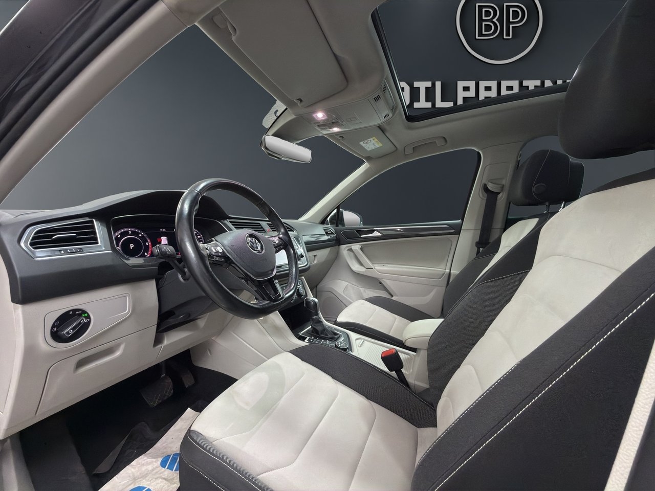 Volkswagen Tiguan 2017, bild 7/10