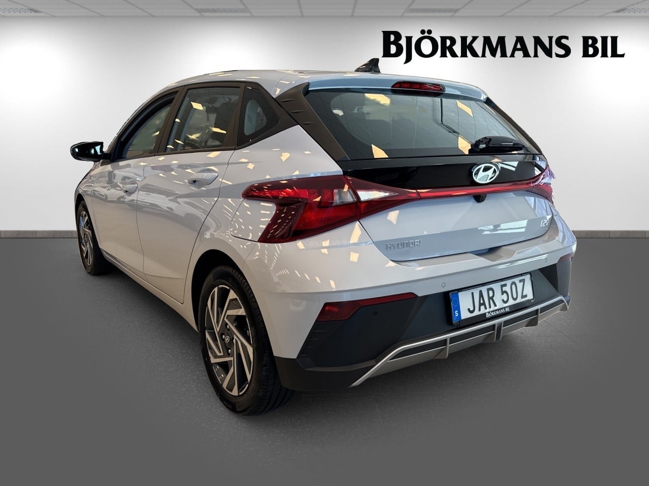 Hyundai i20 1.2 MPI Manuell 84hk 2023, bild 6/10
