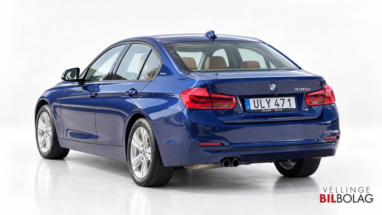 BMW 330 2018, bild 6/14