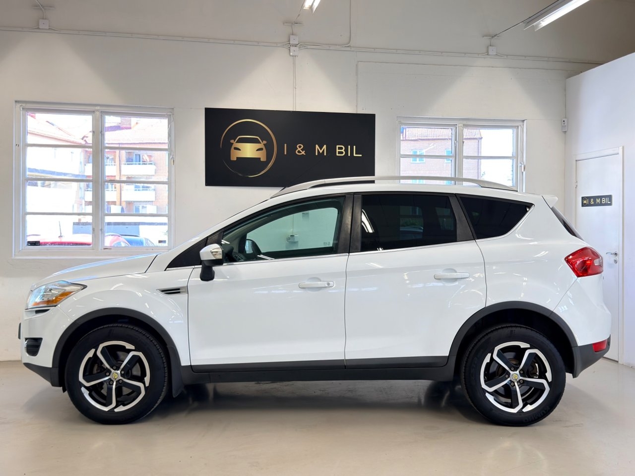 Ford Kuga 2011, photo 3/10