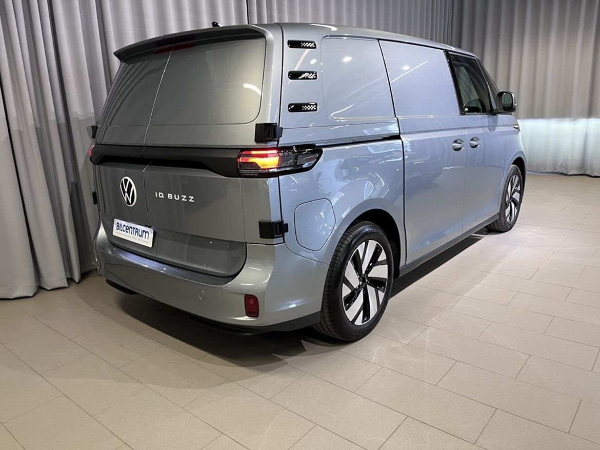 Volkswagen ID. Buzz 4MOTION 340hk 2026, bild 5/10