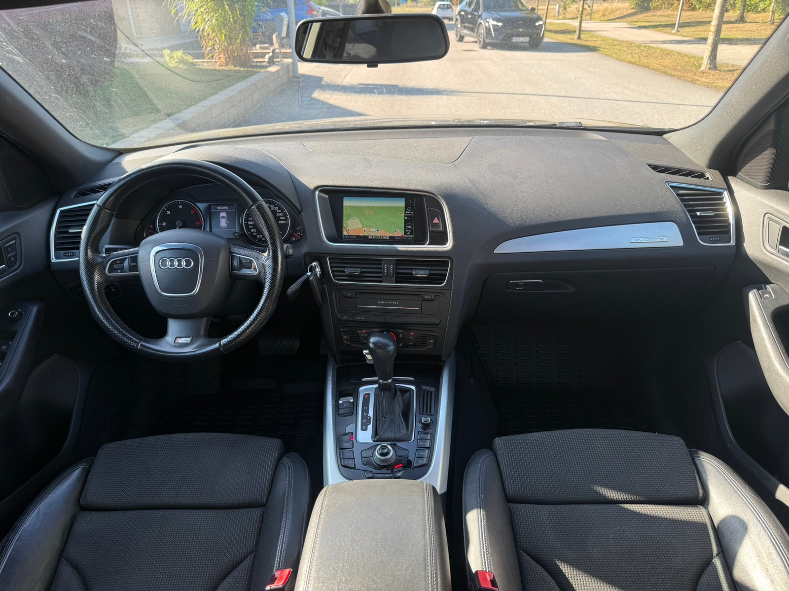 Audi Q5 2009, photo 5/10