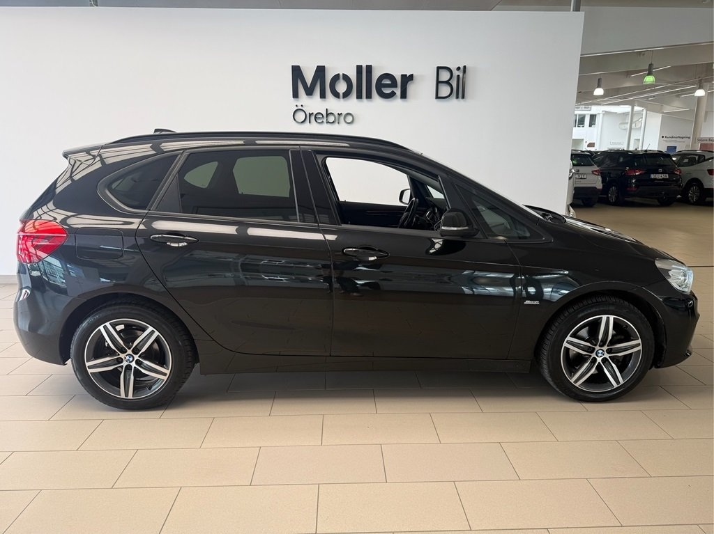 BMW 220 d Active Tourer 190HK XDRIVE 2017, bild 2/10