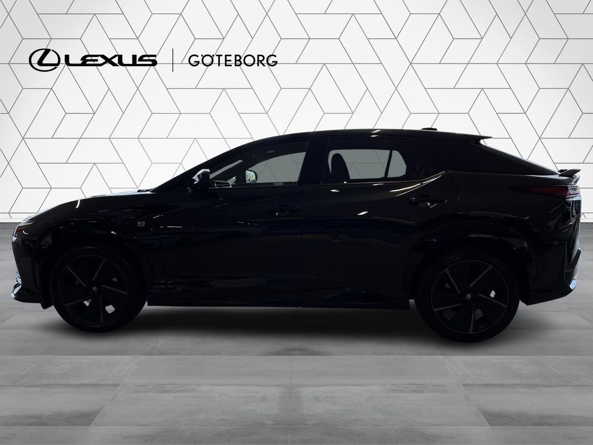 Lexus RZ 2026, photo 2/26