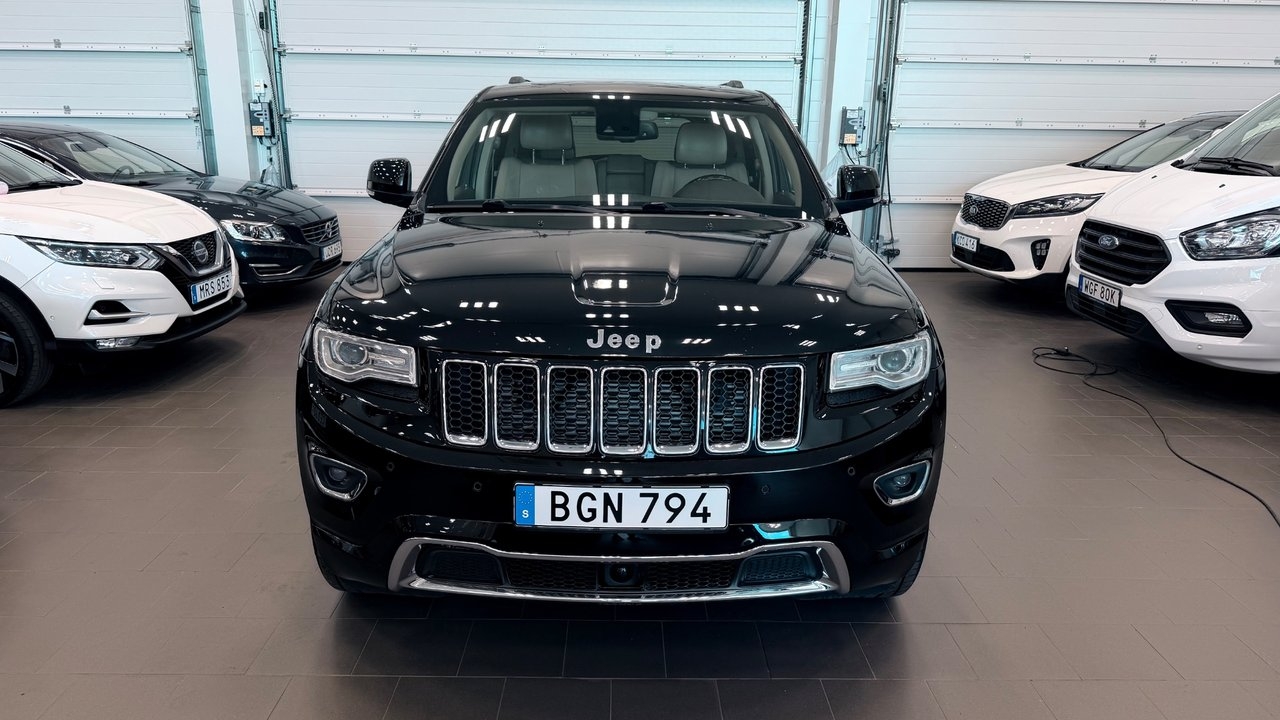 Jeep Grand Cherokee 2016, bild 2/10