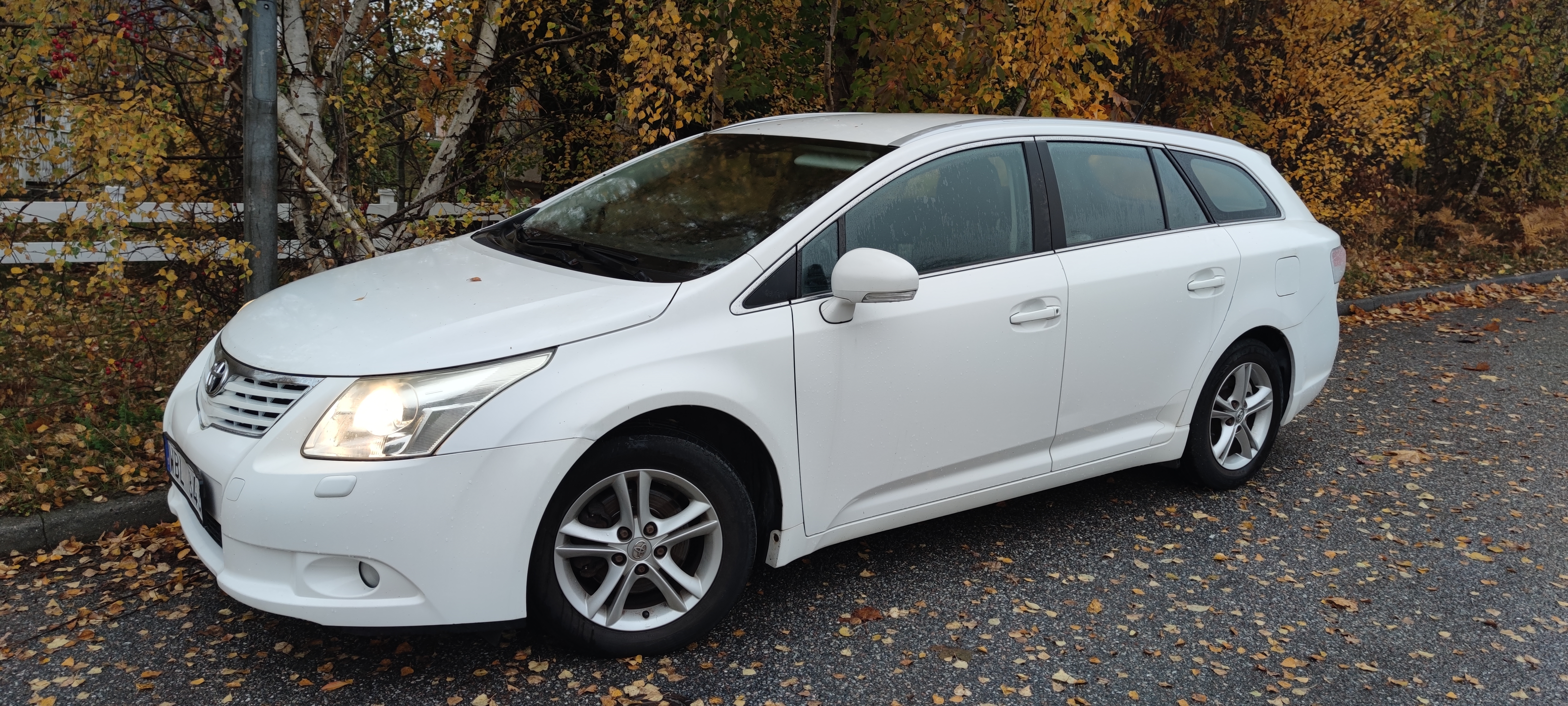 Toyota Avensis Kombi 2.0 Manuell 2009, bild 5/8