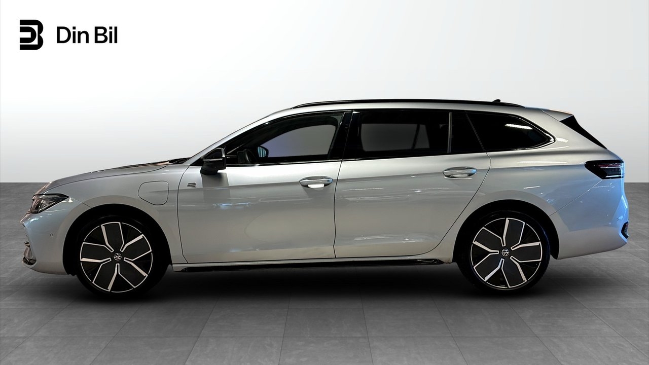 Volkswagen Passat 2026, bild 2/13