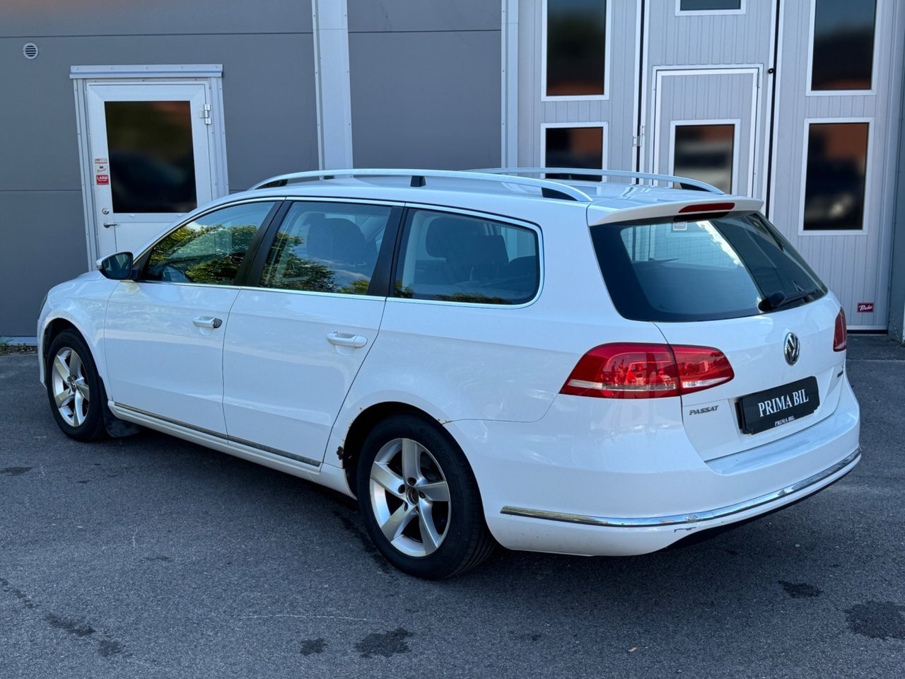 Volkswagen Passat 2012, bild 6/10