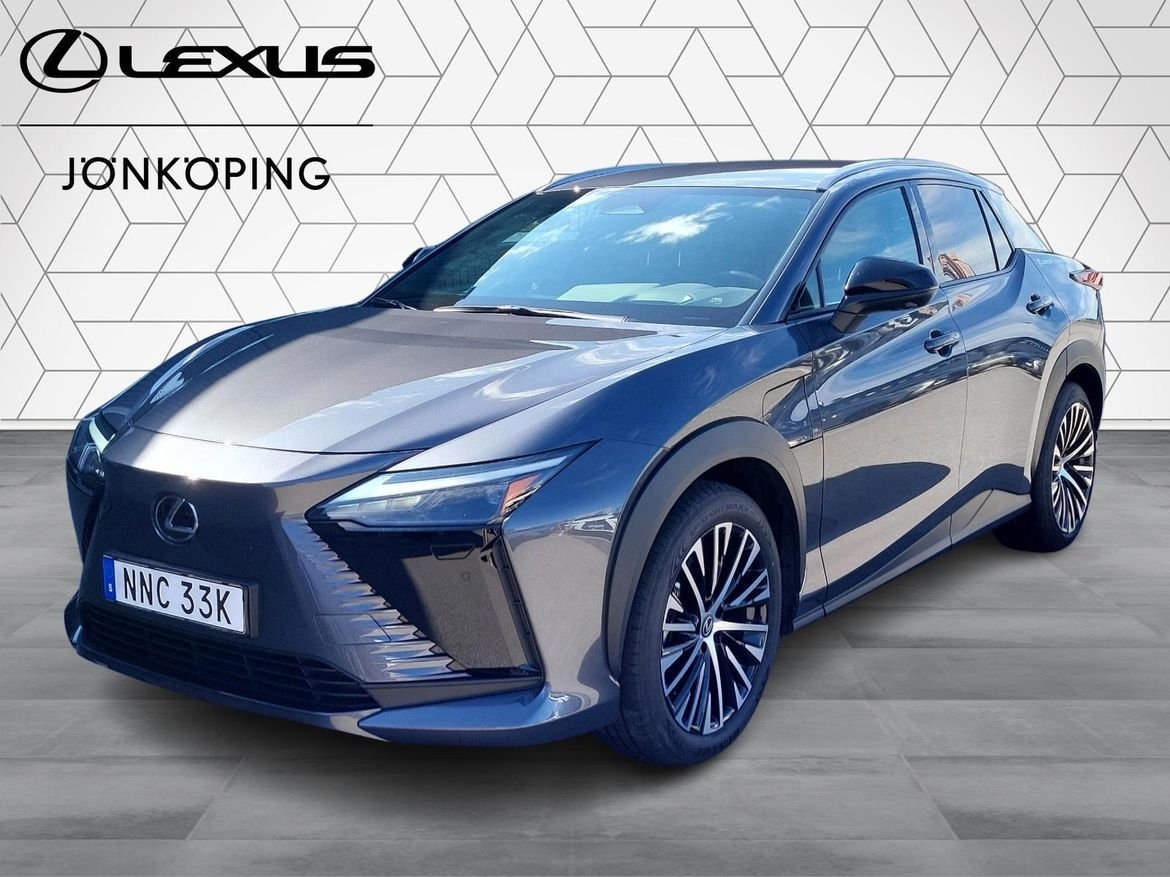 Lexus RZ