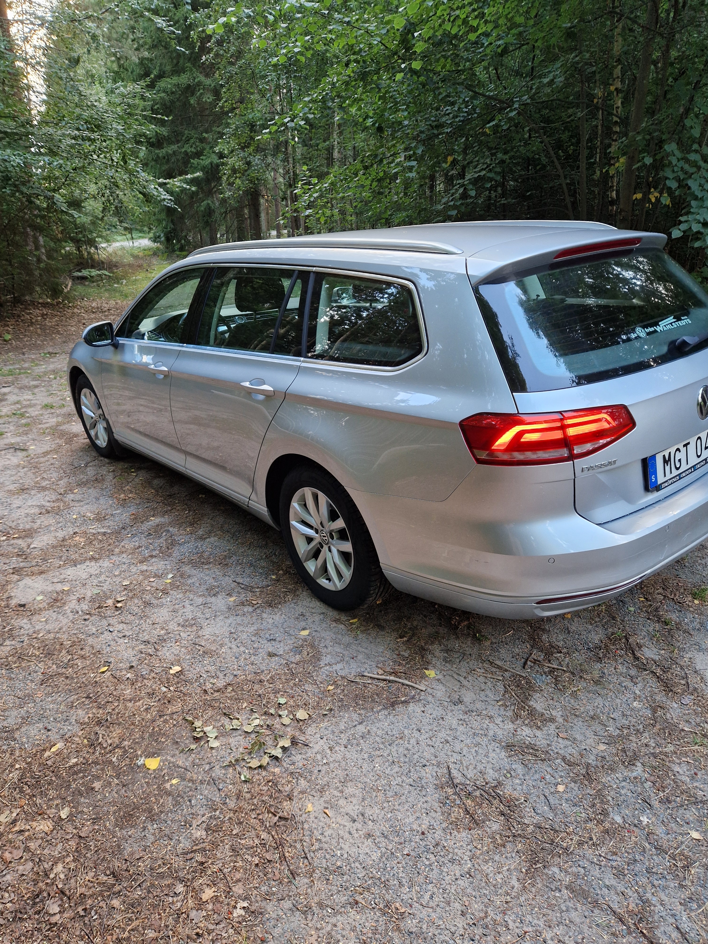Volkswagen Passat 2016, photo 5/10