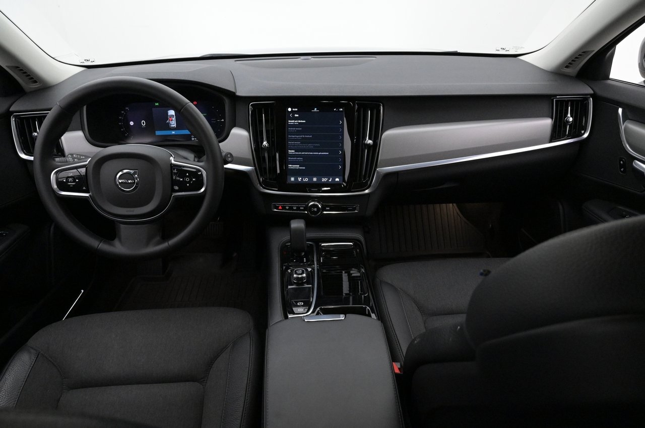 Volvo V90 Recharge T6 AWD Core Bright 2023, bild 6/10