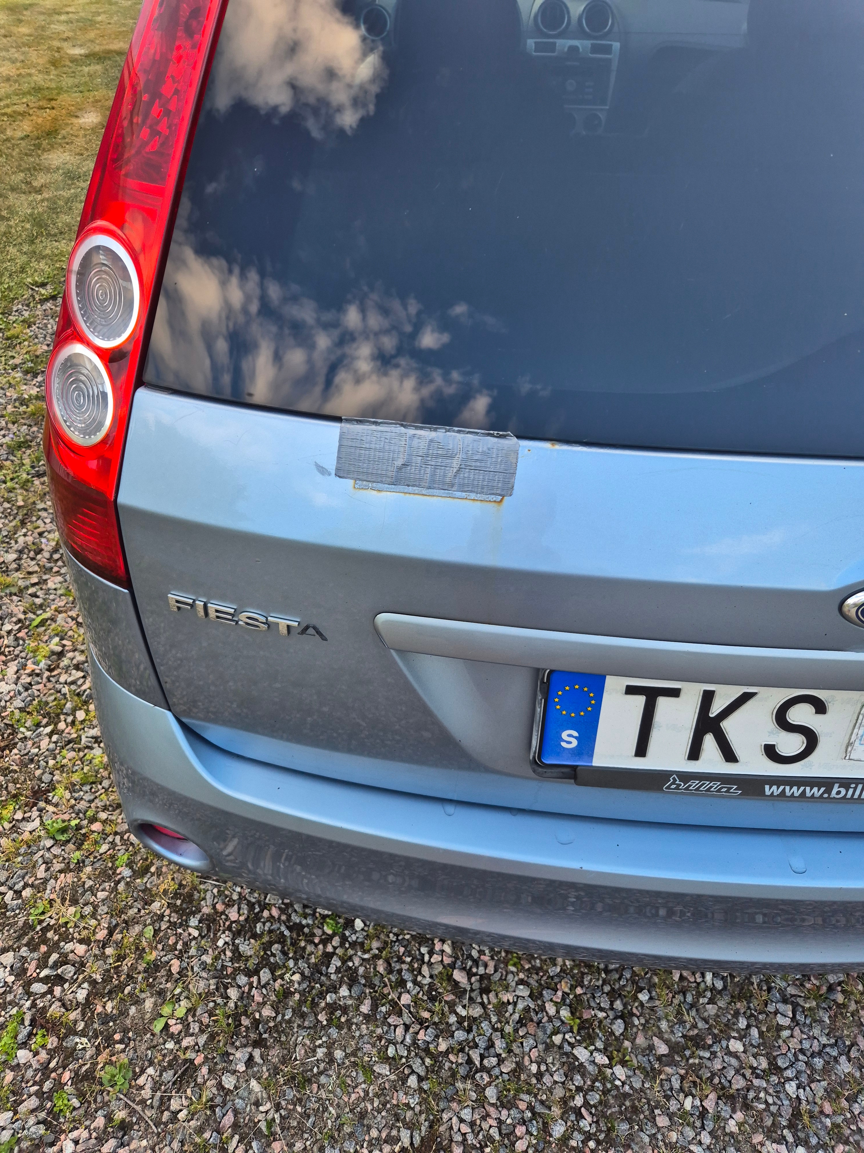 Ford Fiesta 3-dörrar 1.4 Manuell 2007, photo 6/6