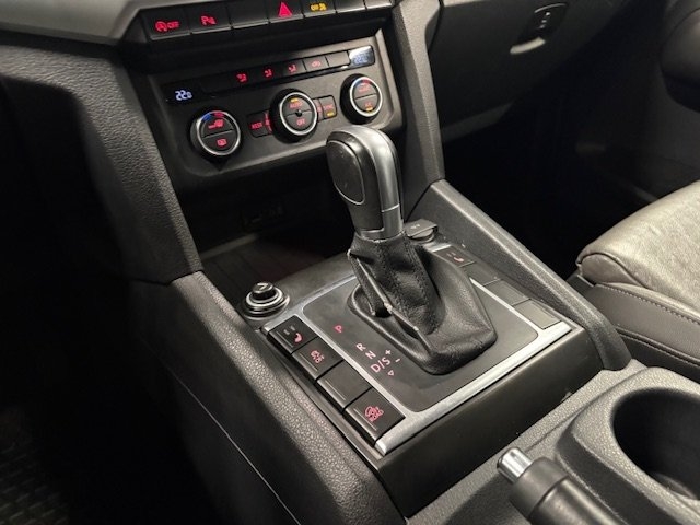 Volkswagen Amarok 2018, bild 7/10