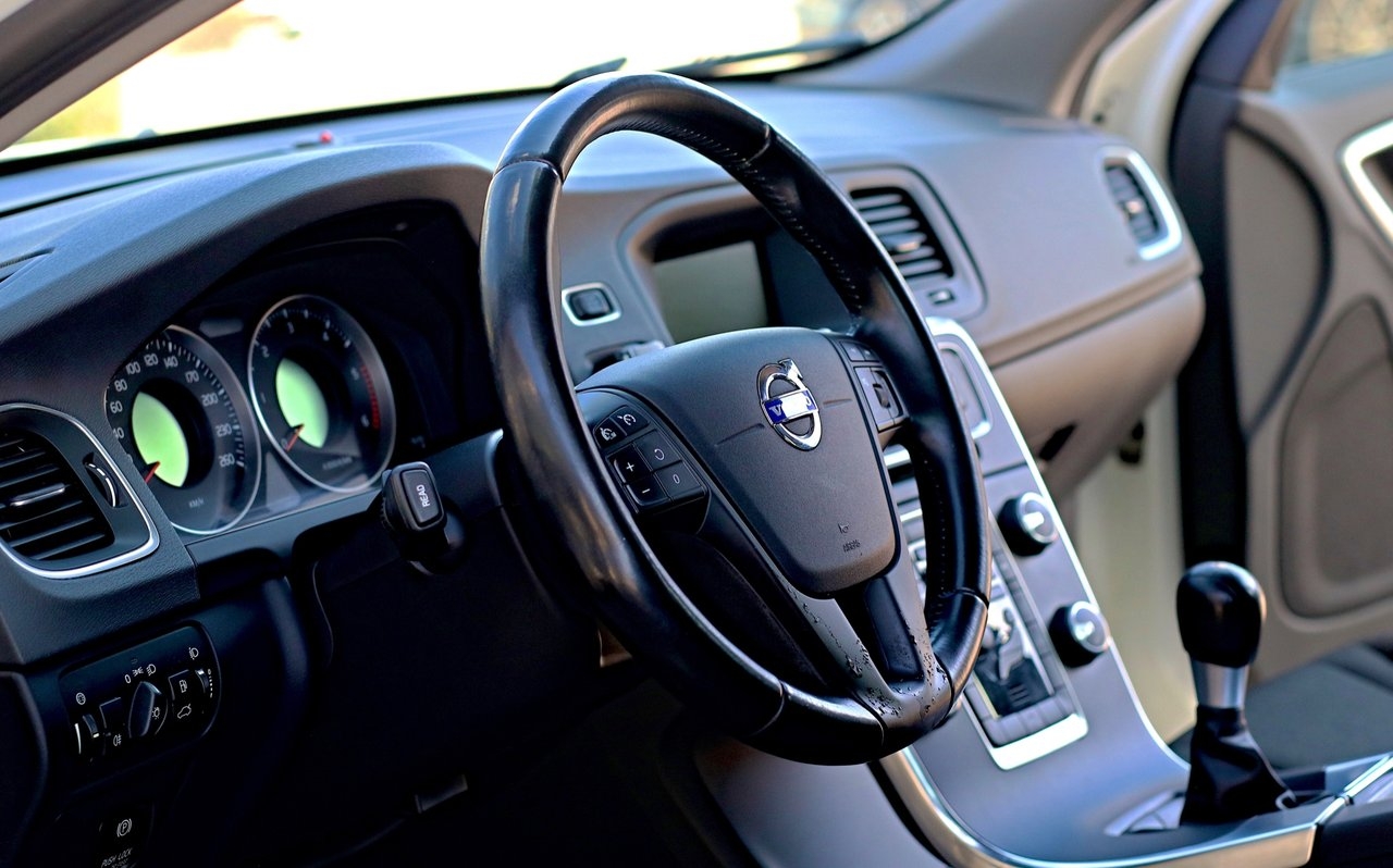 Volvo V60 2012, bild 6/7