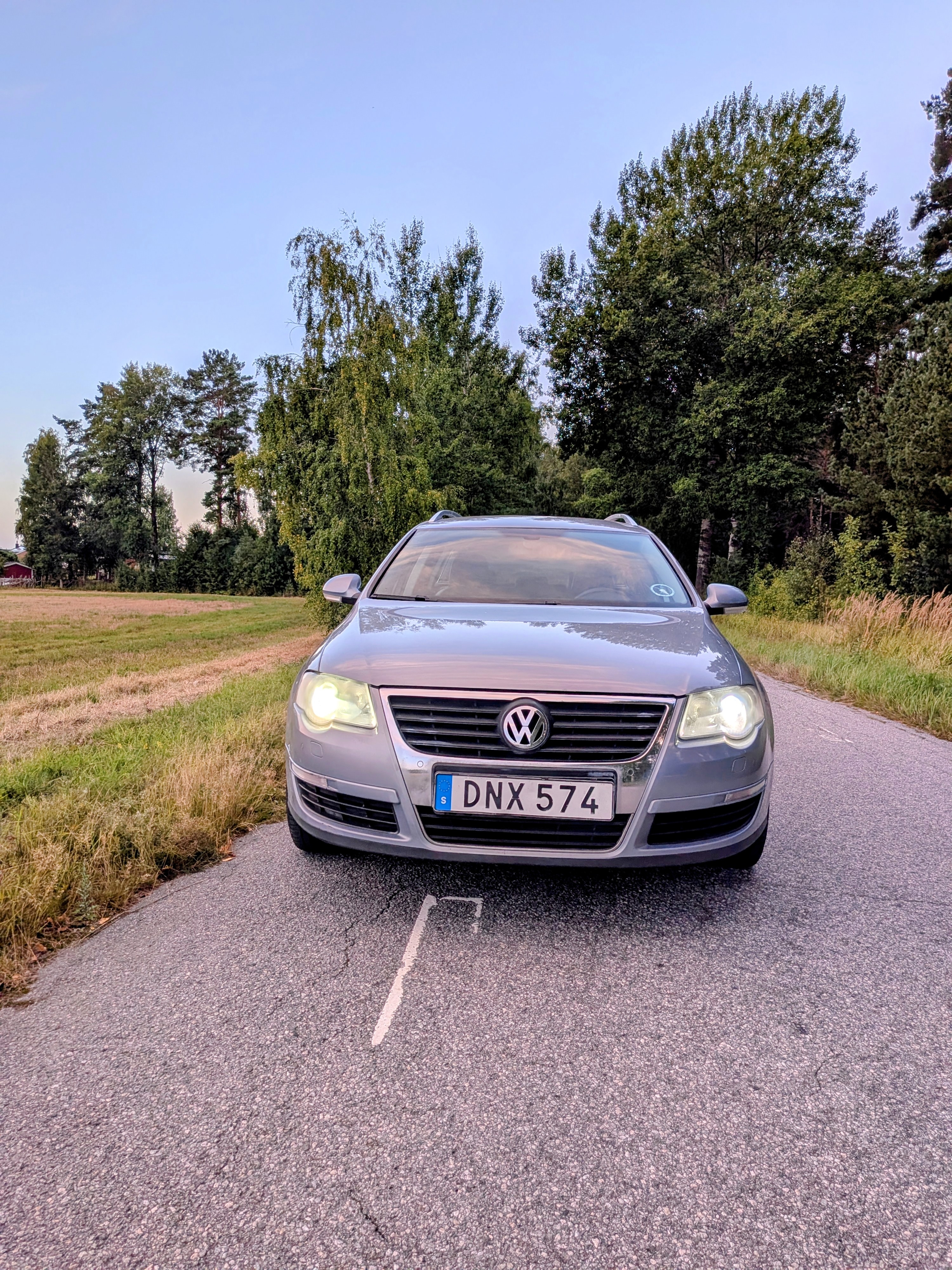 Volkswagen Passat 2010, bild 5/10