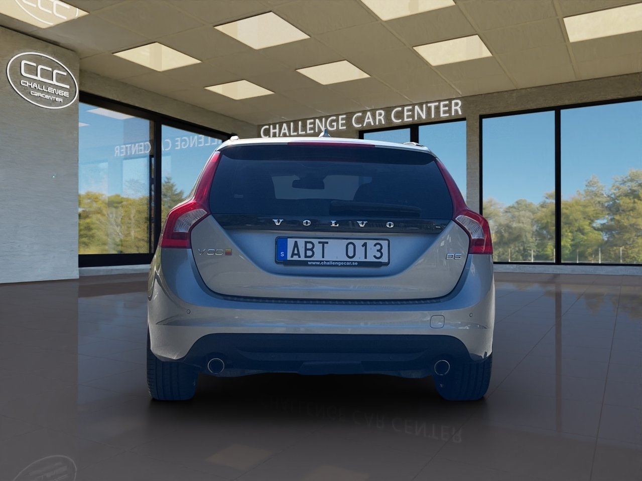 Volvo V60 D5 Geartronic Momentum 2012, bild 6/10