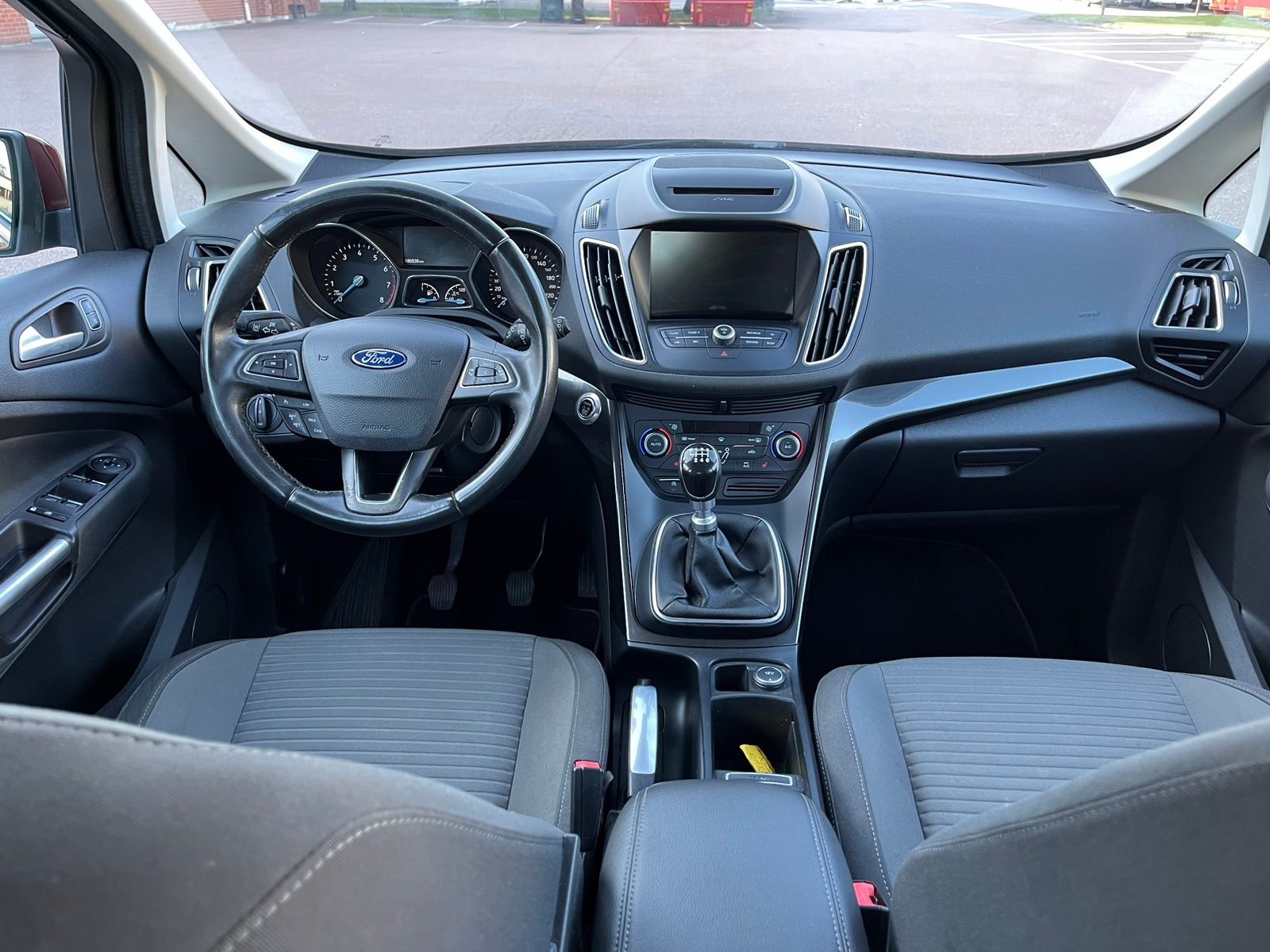 Ford C-Max 1.0 EcoBoost 2015, photo 7/9