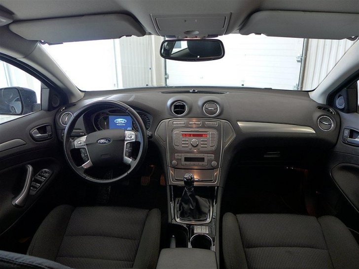 Ford Mondeo Kombi 2.0 Flexifuel Manuell 2008, bild 8/8