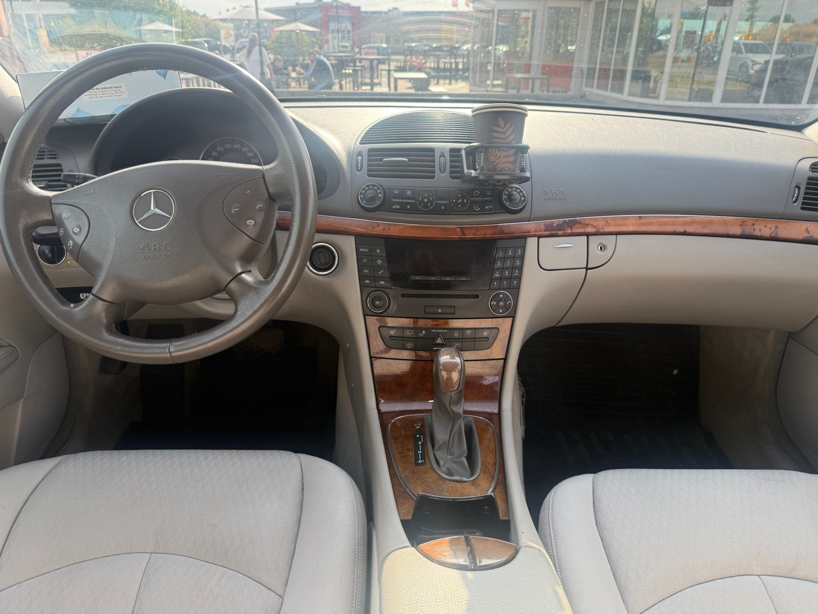 Mercedes-Benz E 2004, bild 6/8