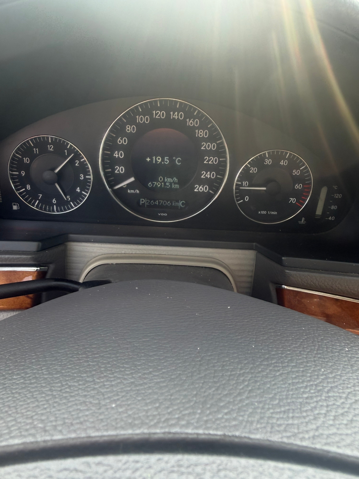Mercedes-Benz E 2004, bild 7/8