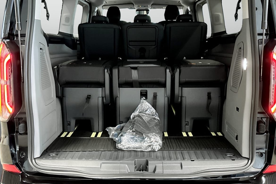 Ford Tourneo Custom 2026, photo 7/7